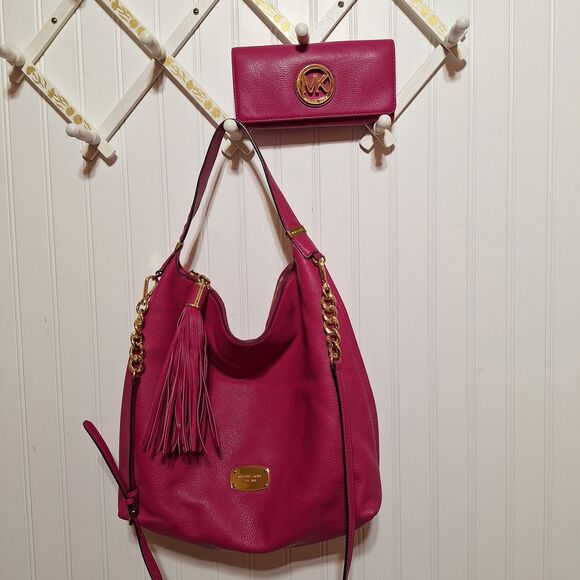 Michael Kors | Bags | Michael Kors Fuchsia Leather Shoulder  display picture 1
